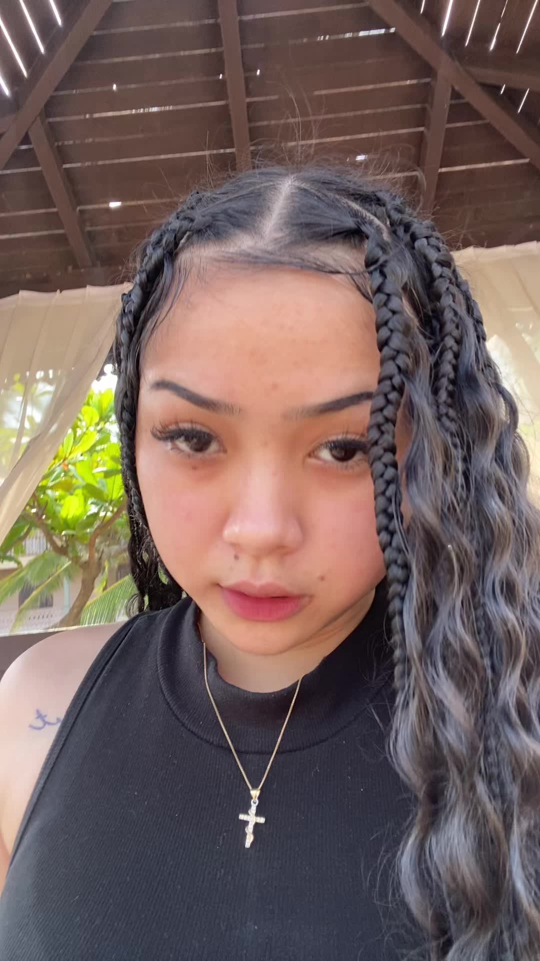 @hellah_bad