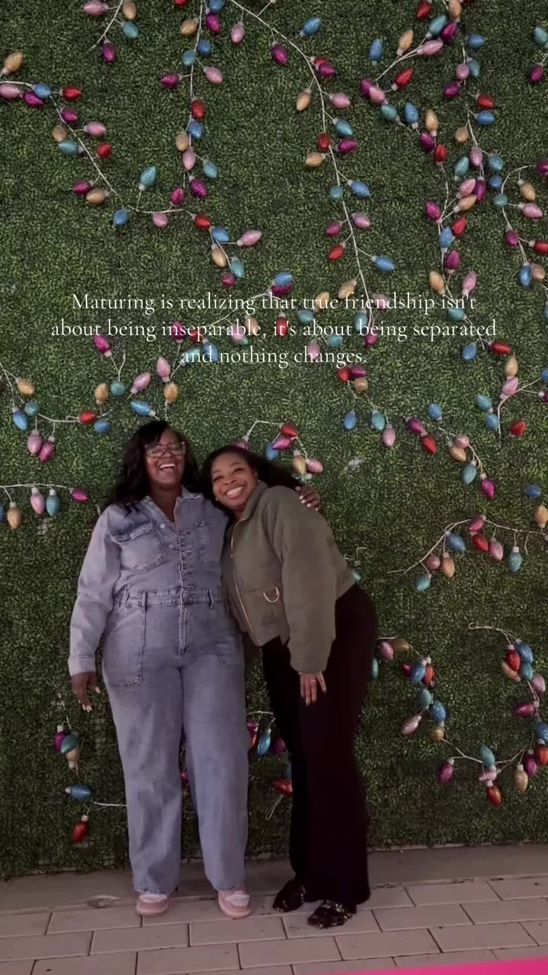 @KiJanaMonet