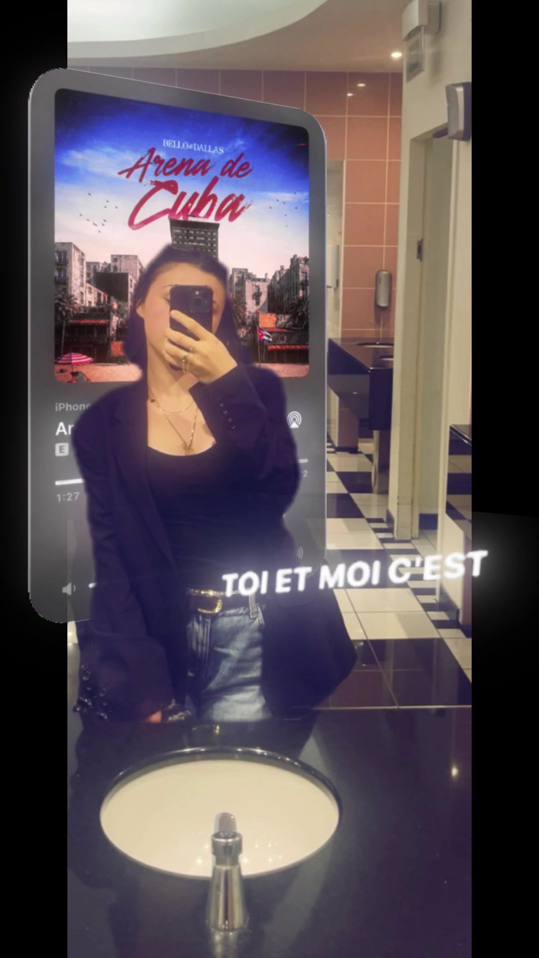 @Lolaaaaa