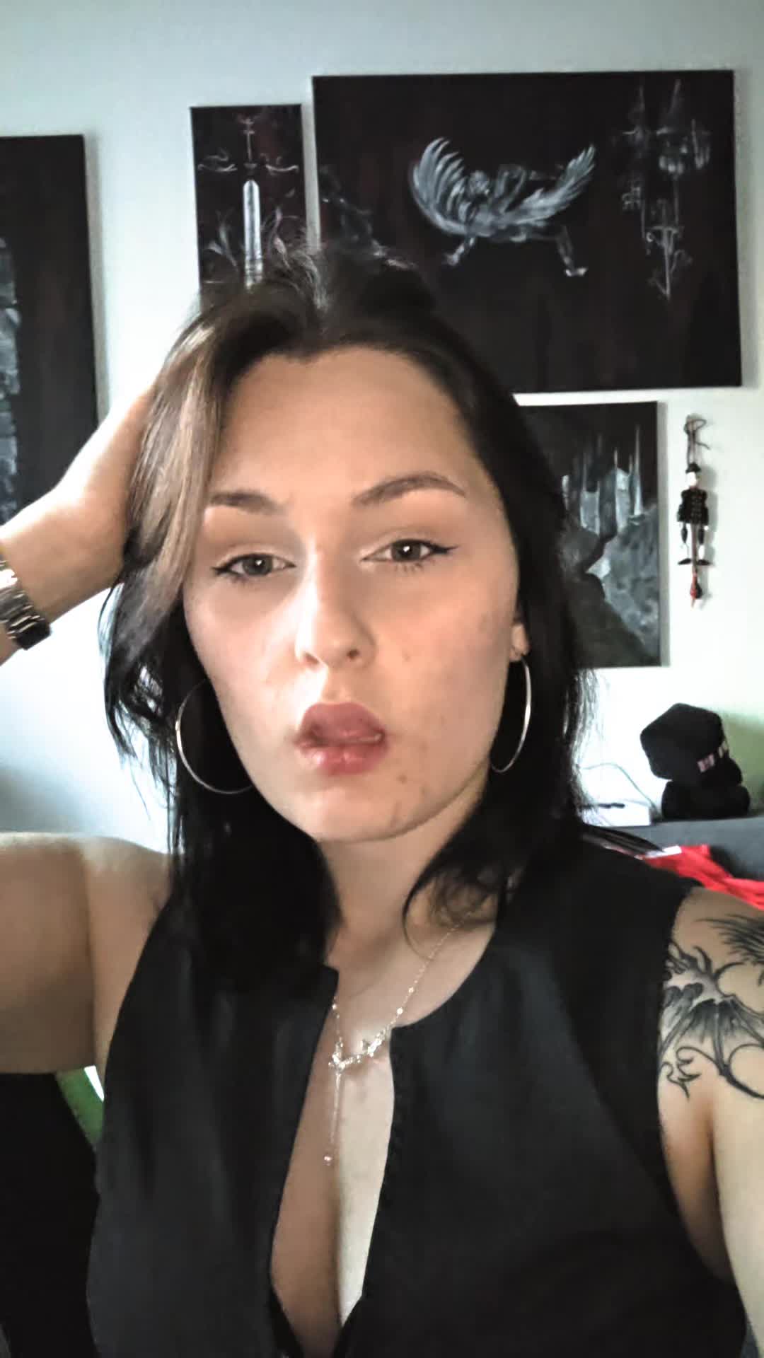 @LeiLei
