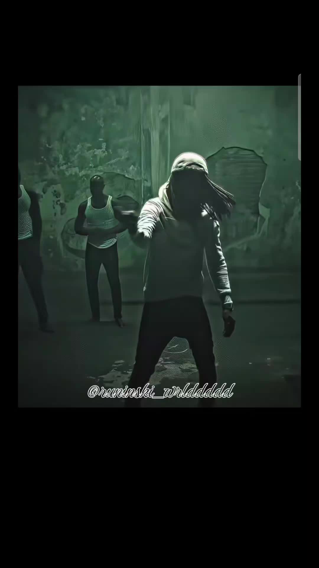 @Runinski_WRLD