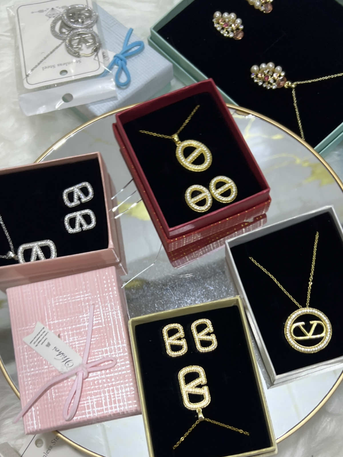@Ever Jewelries Wholesale