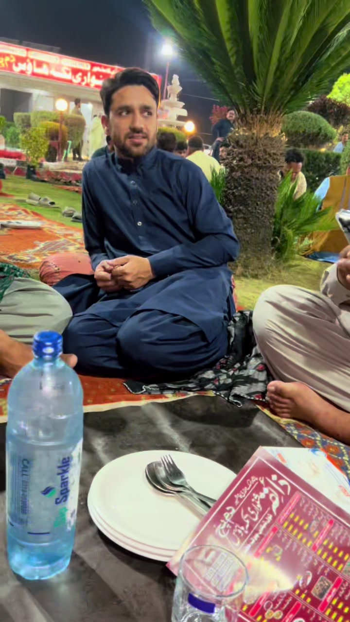 @Tanveer Iqbal 🇵🇰