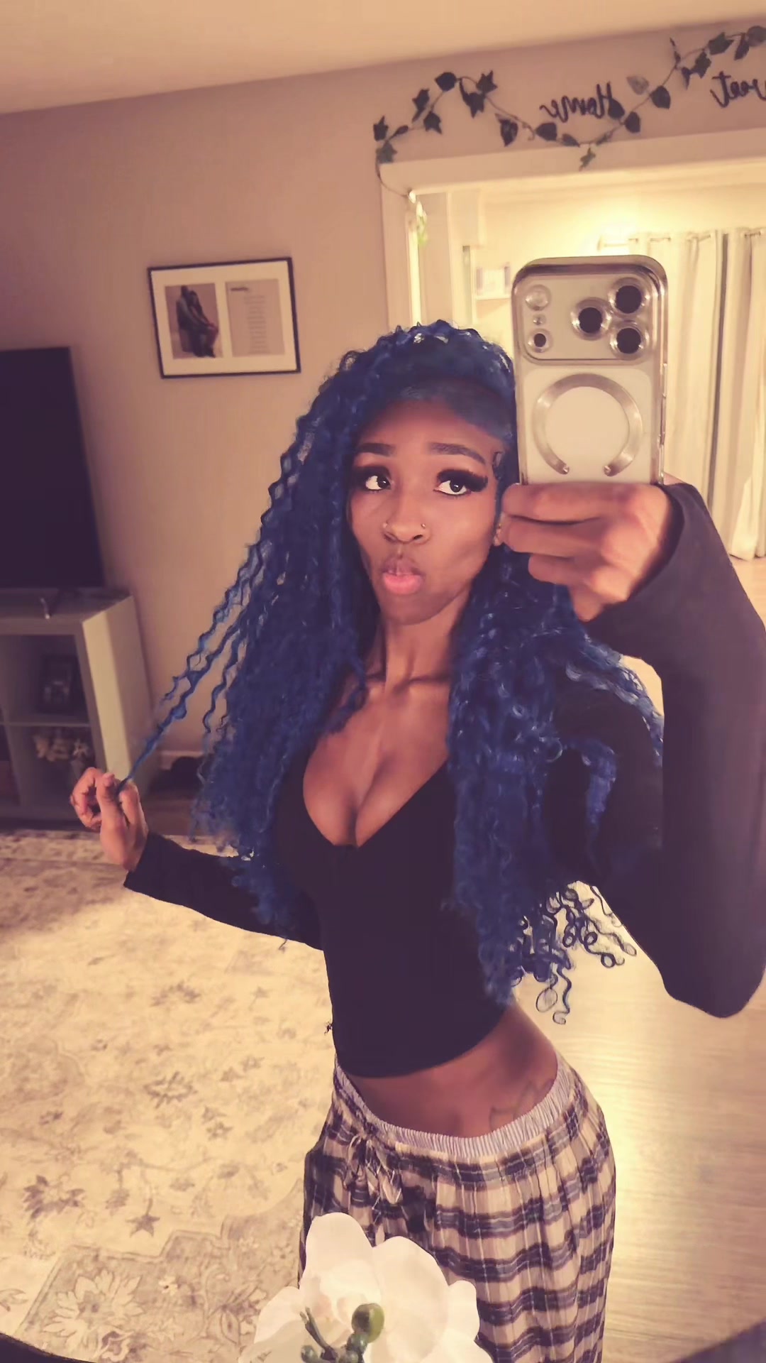 @iyabluu