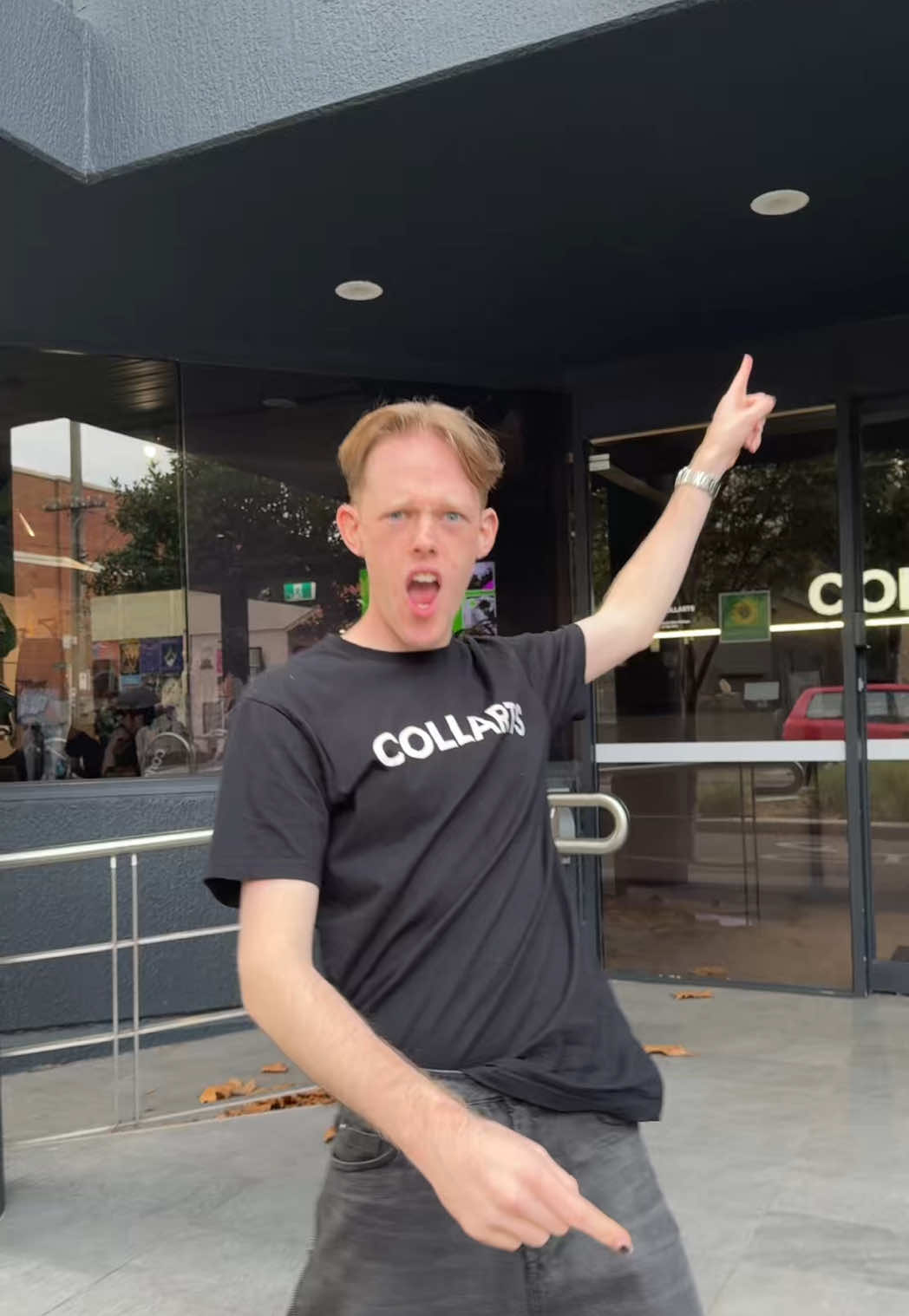 @Collarts
