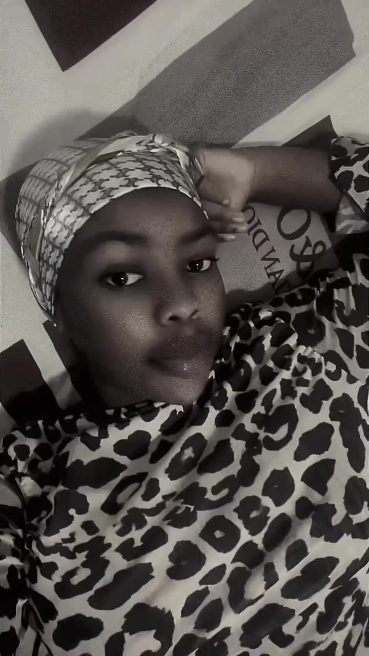 @💕PRETTY 🤍 SADIA💋