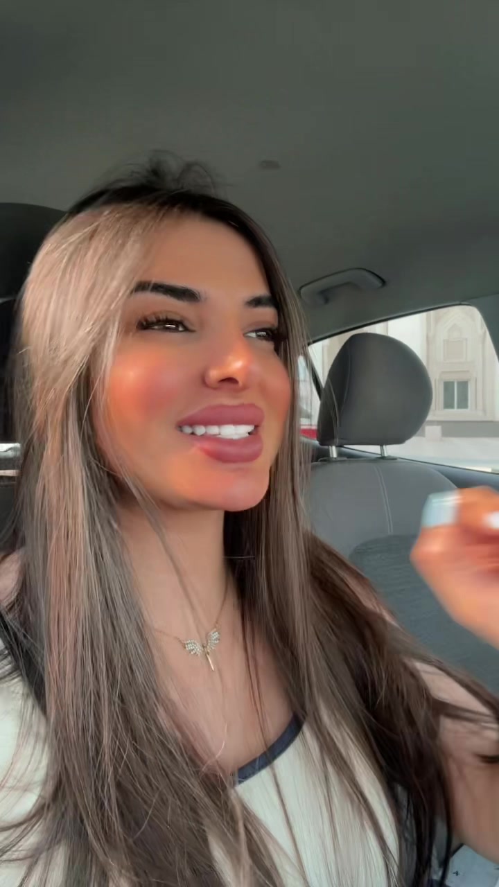 @LOLY💙