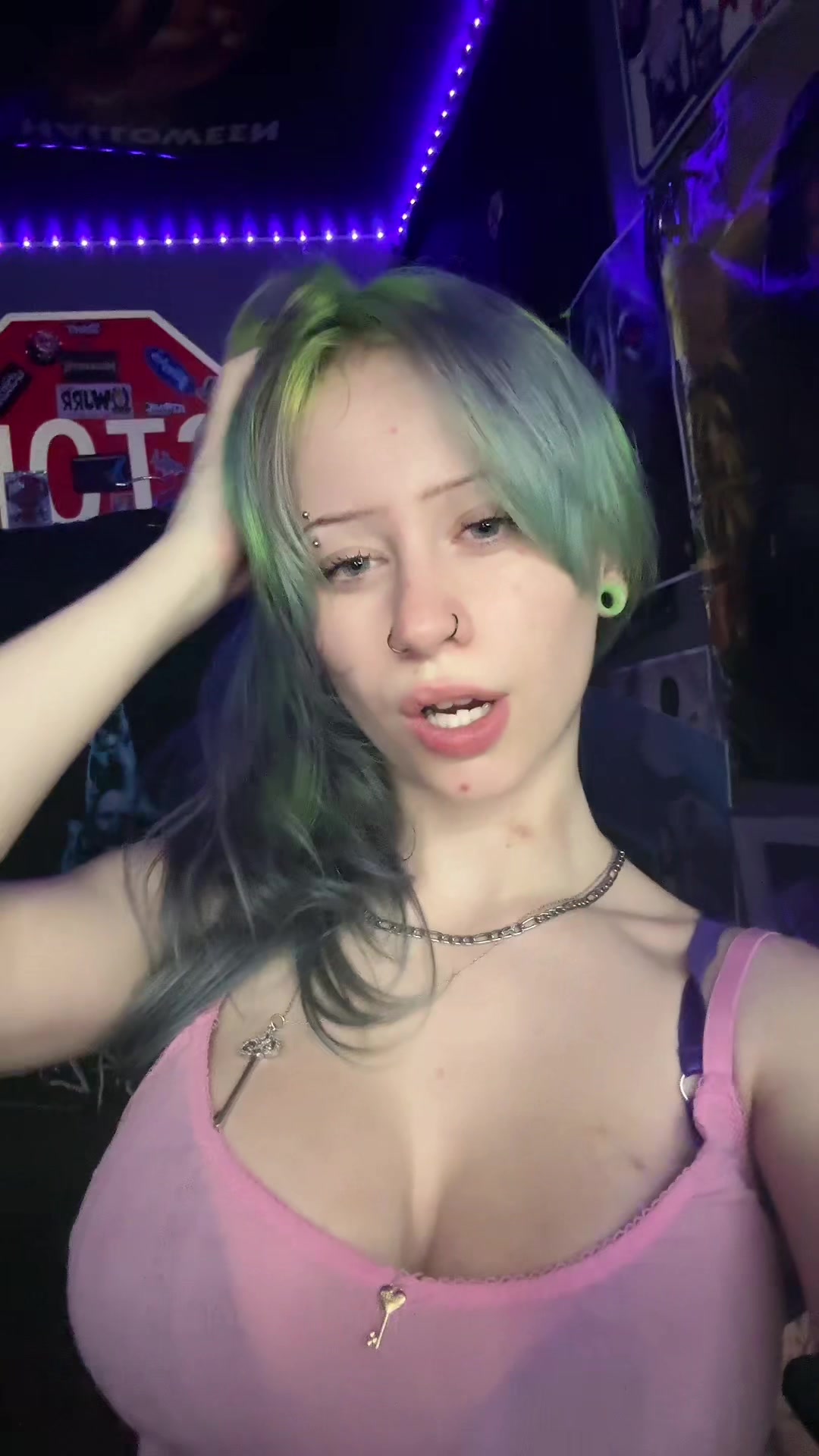 @ִ ࣪𖤐