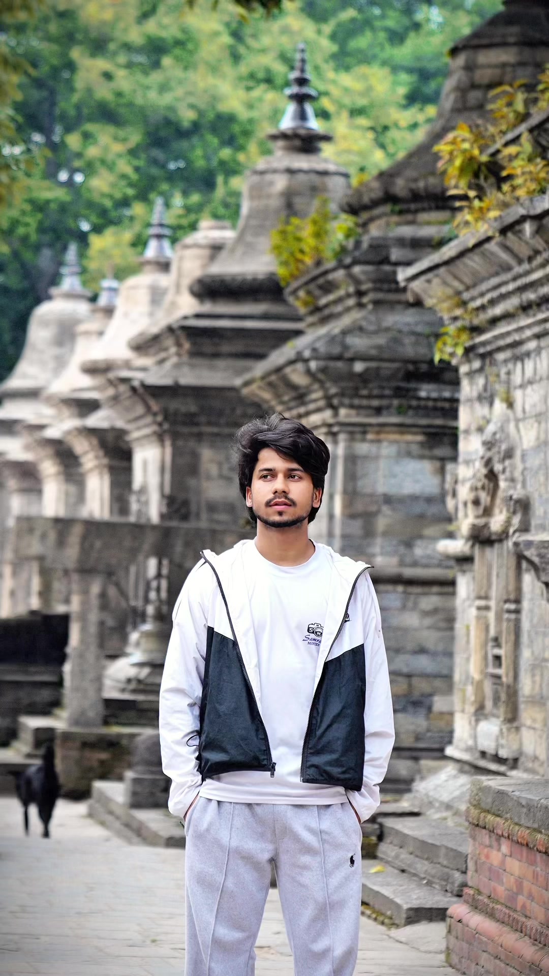 @AK_ROSHAN👑