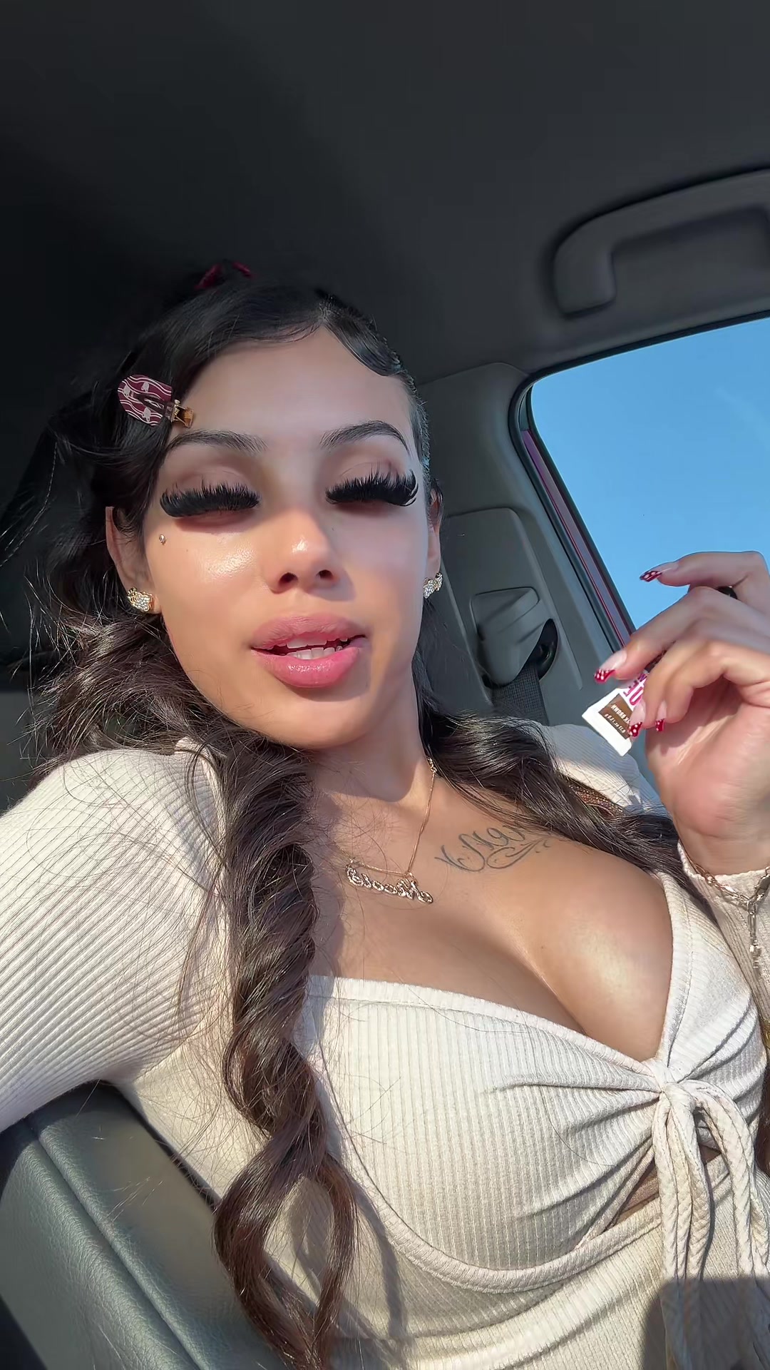 @Nicole