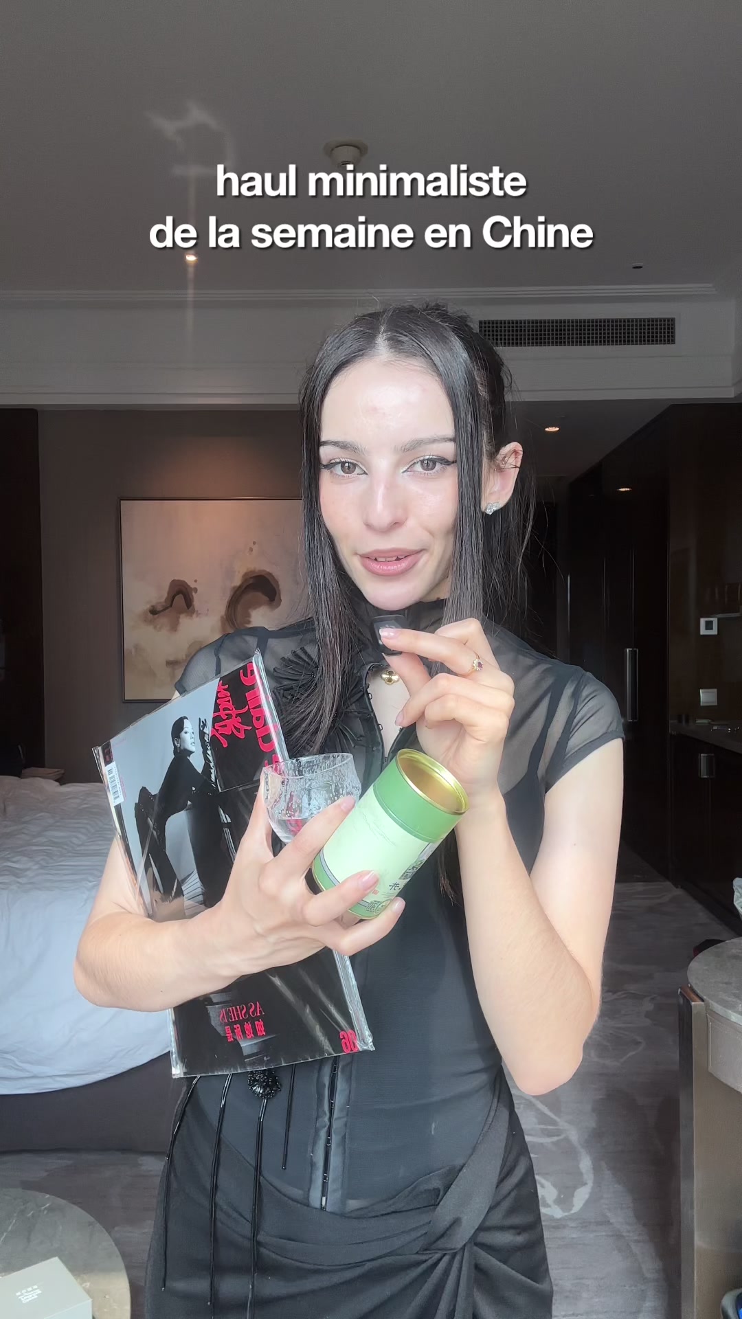 @whoisconstance