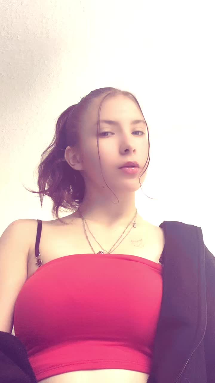 @larispicy