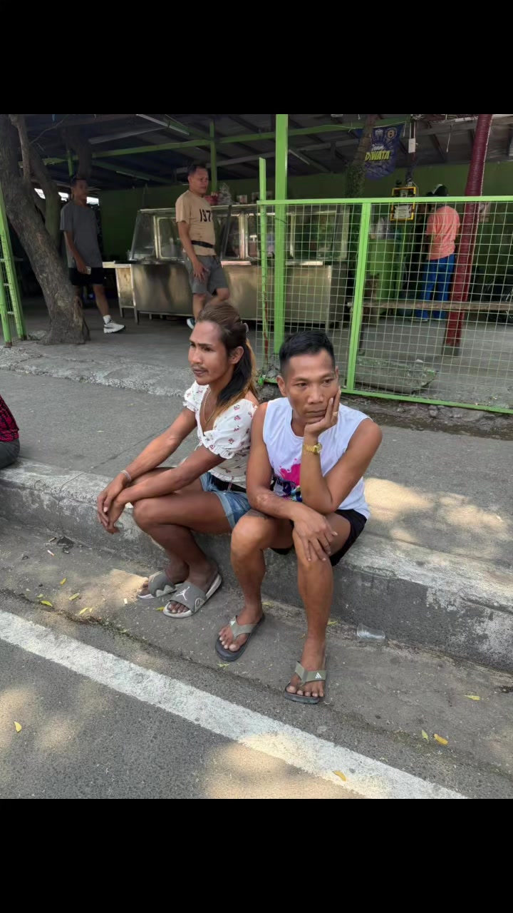 @JR Dela Pe&ntilde;a ☑
