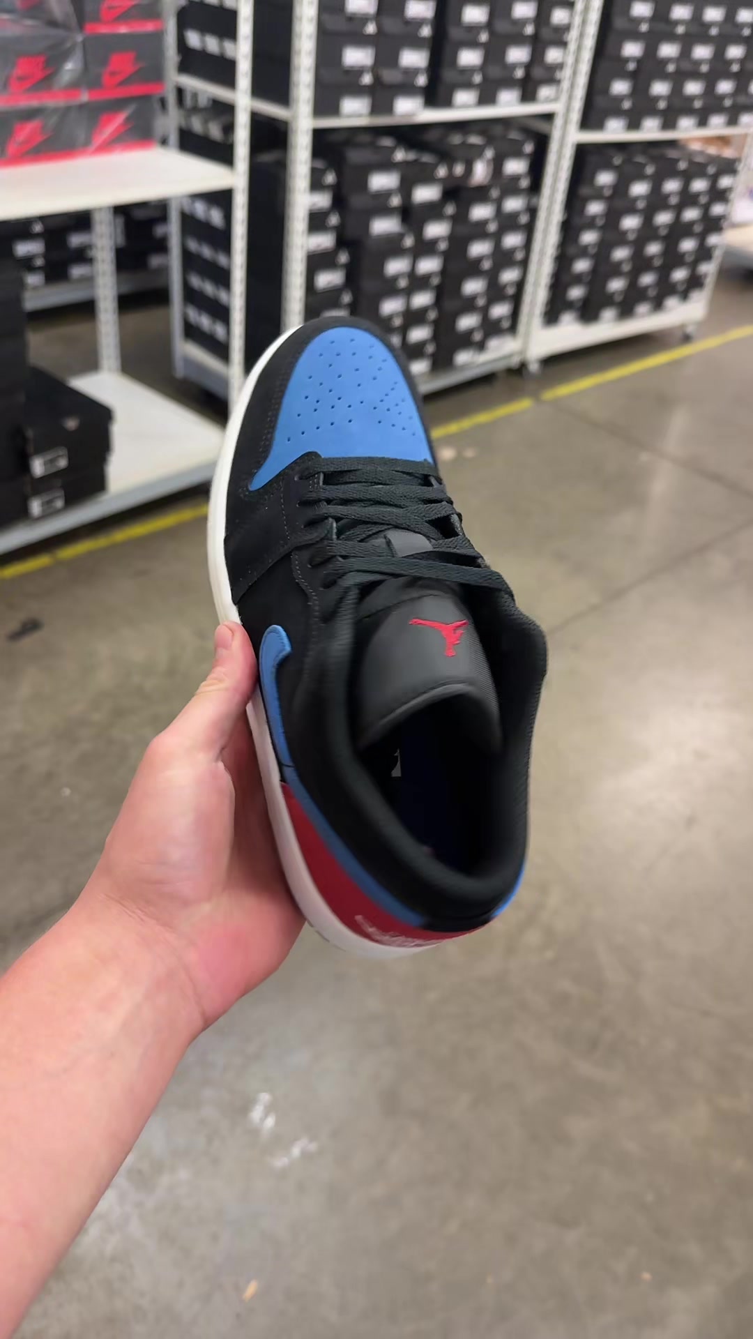 @VERIFIED SNEAKER DEALS