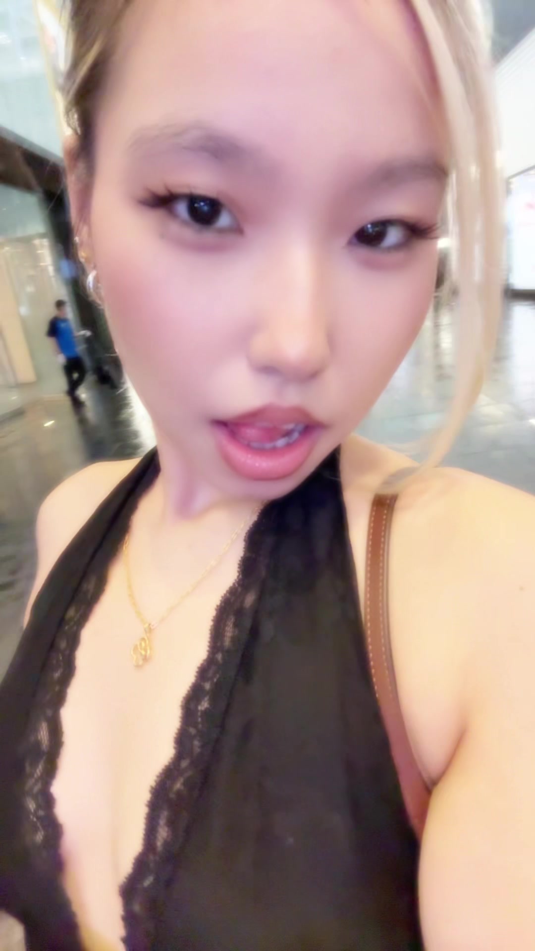 @binitaloveschilly