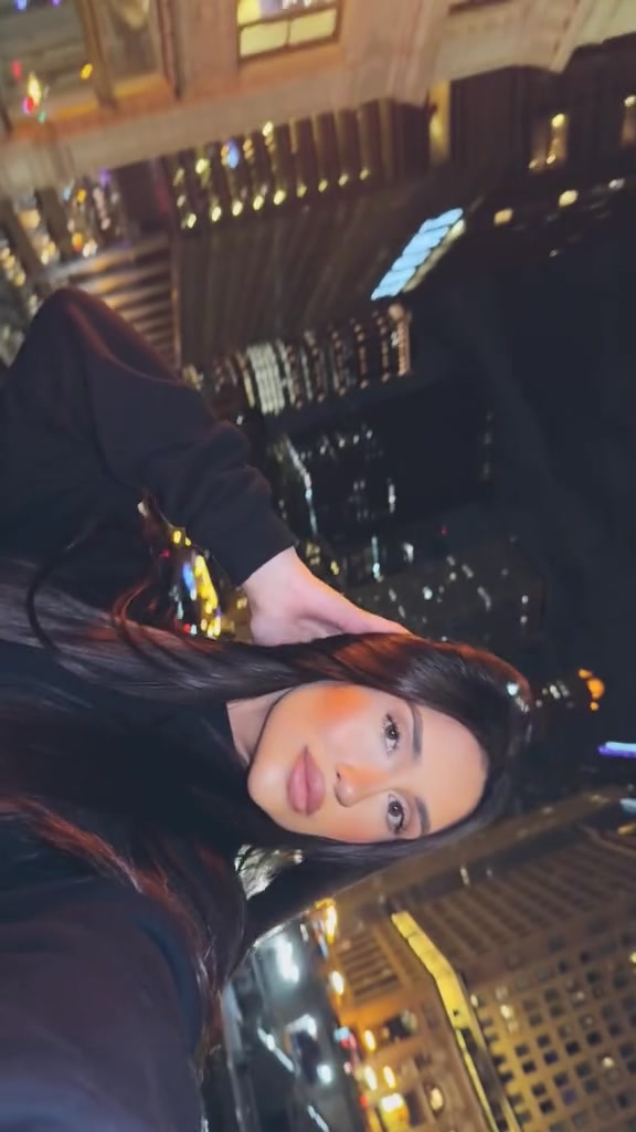 @Gabriela Damazio