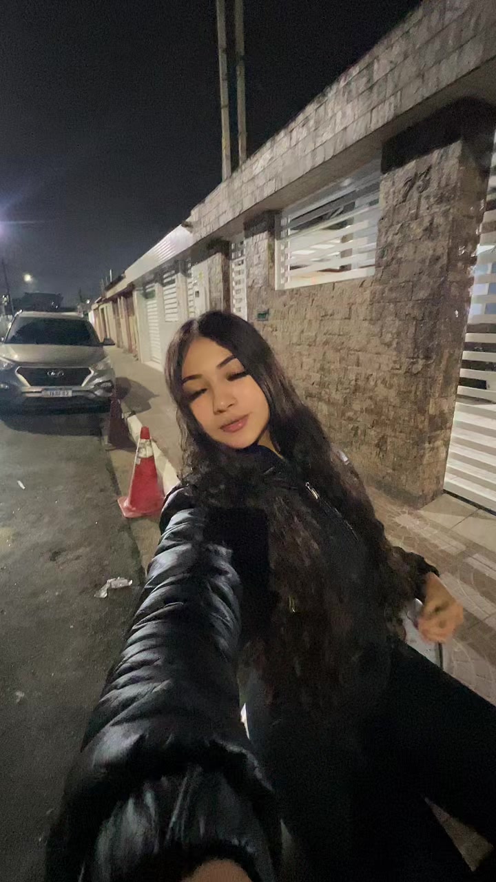 @ana lara