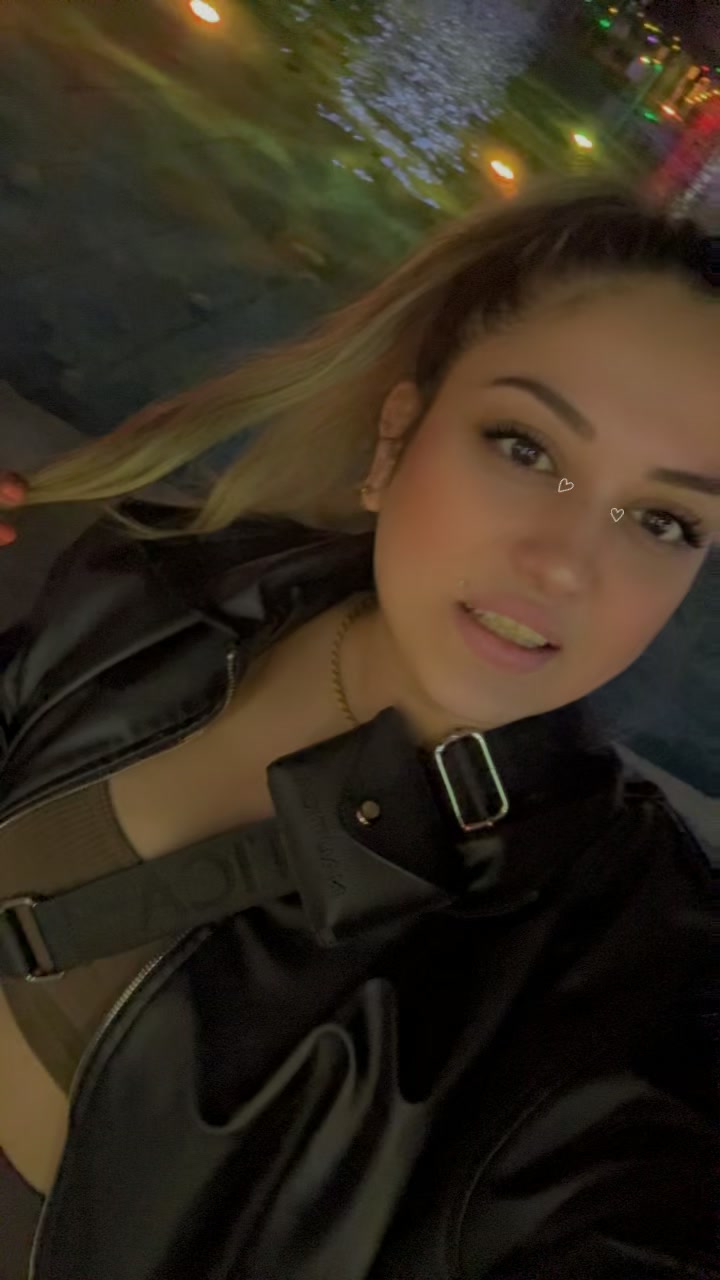 @Oykuece