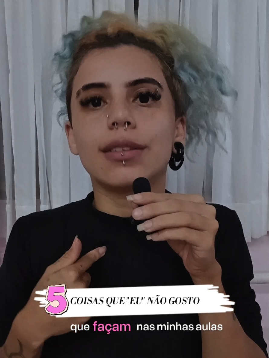 @michaa__