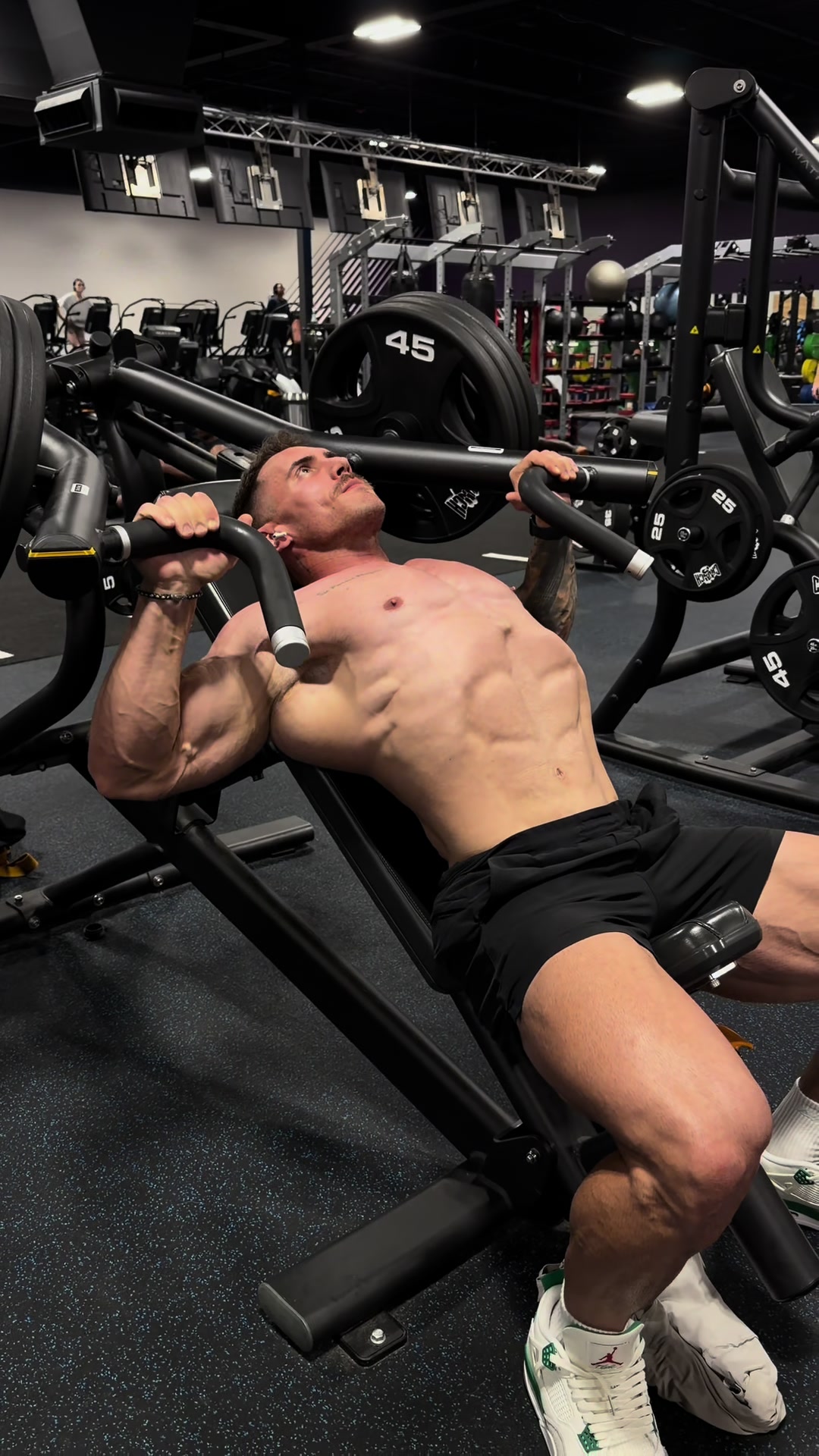 @Brady Barnes | IFBB PRO