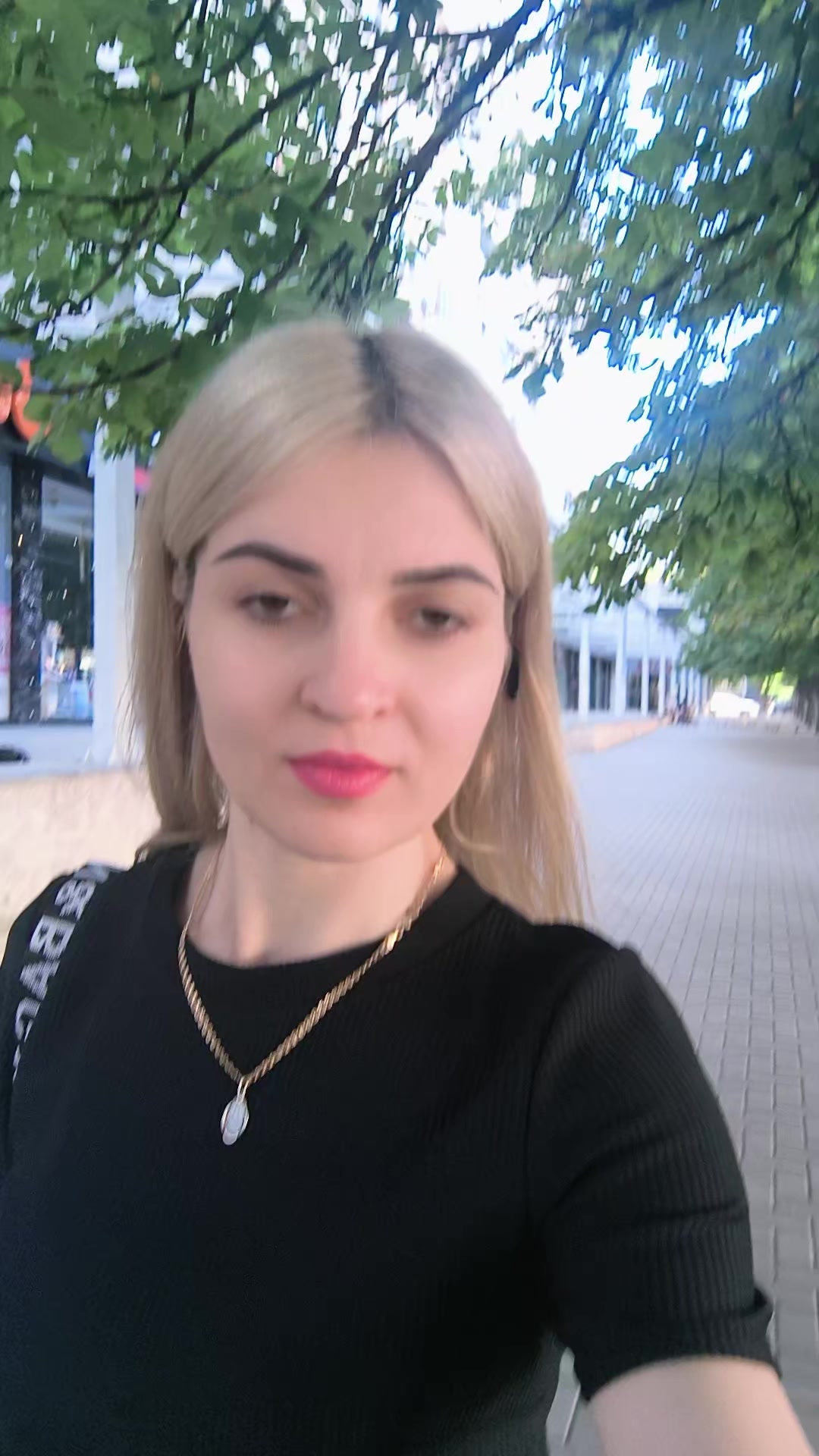 @lena