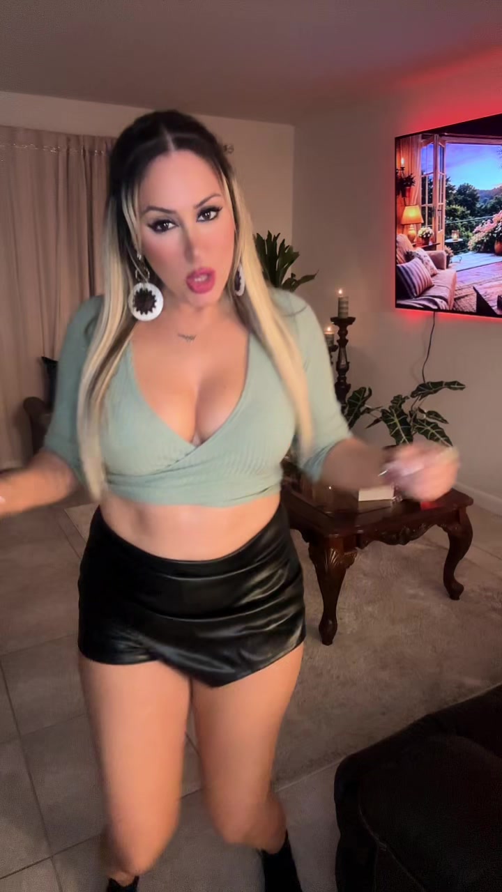 @DeeDee03