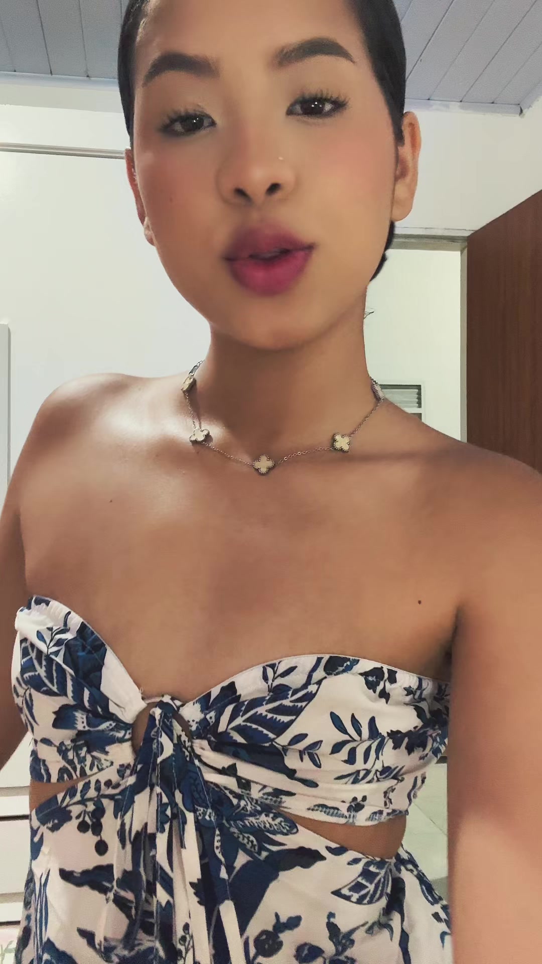@Mayara