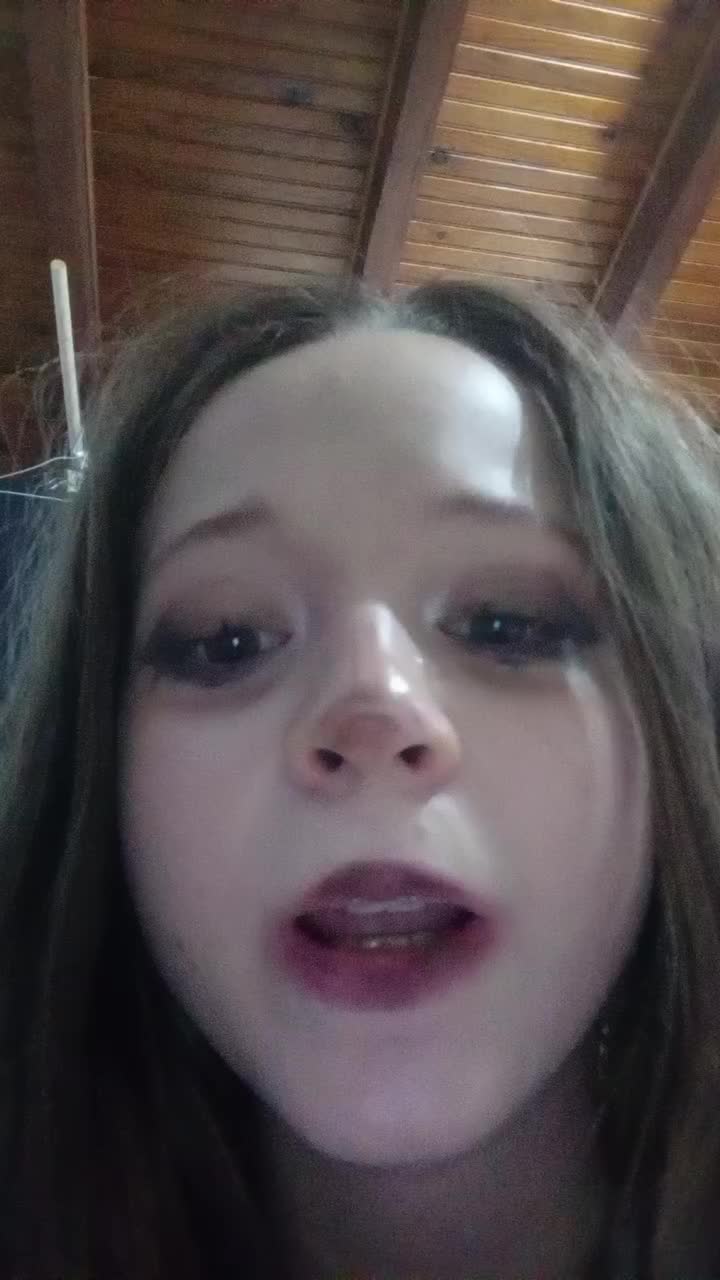 @Emiii