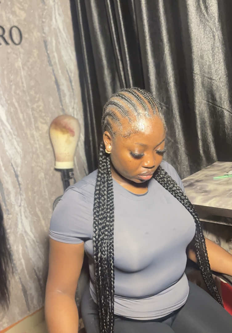 @Hairstylist in ILE-IFE / LAGOS