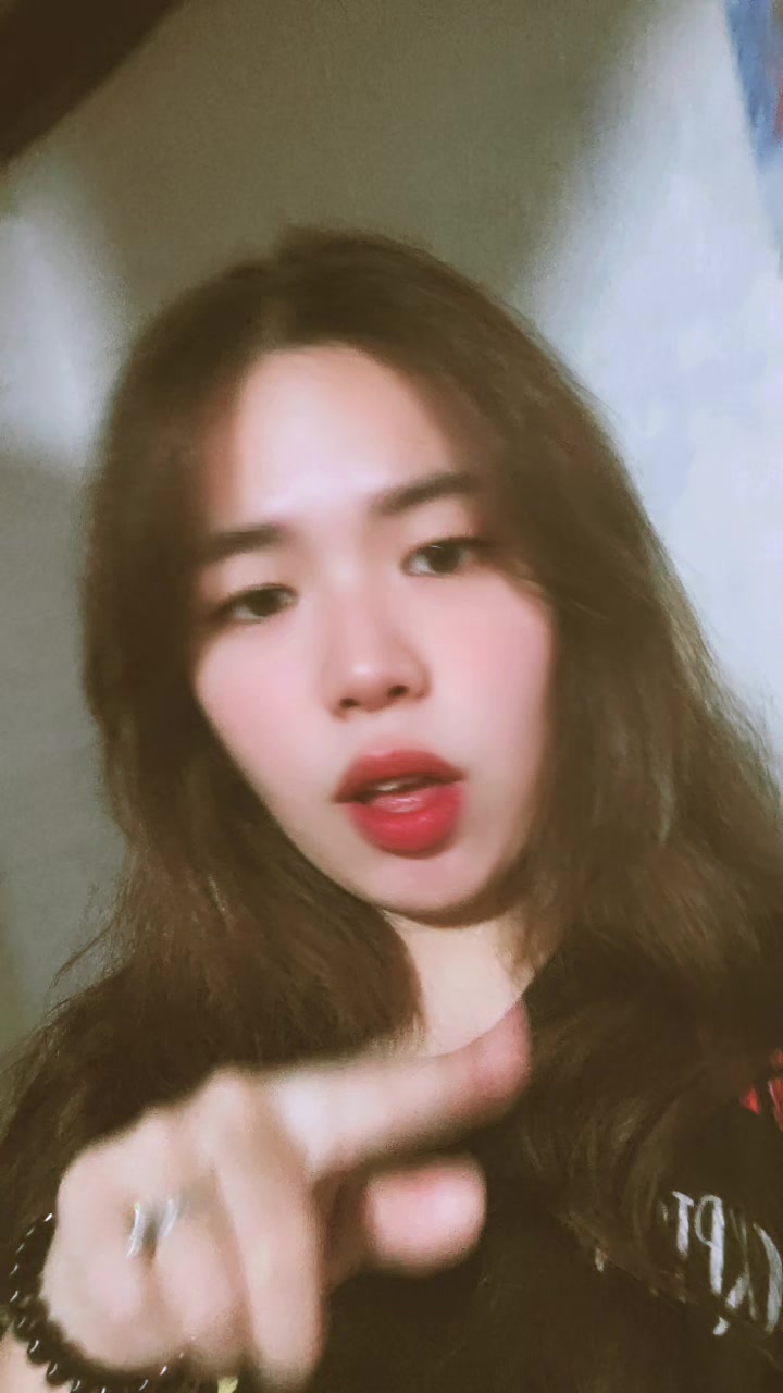 @🐼