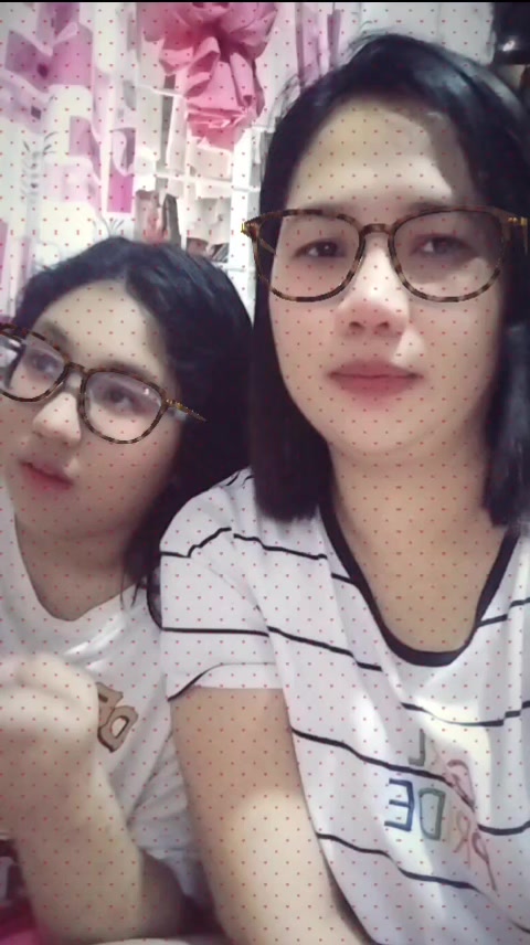 @momshie_ghie