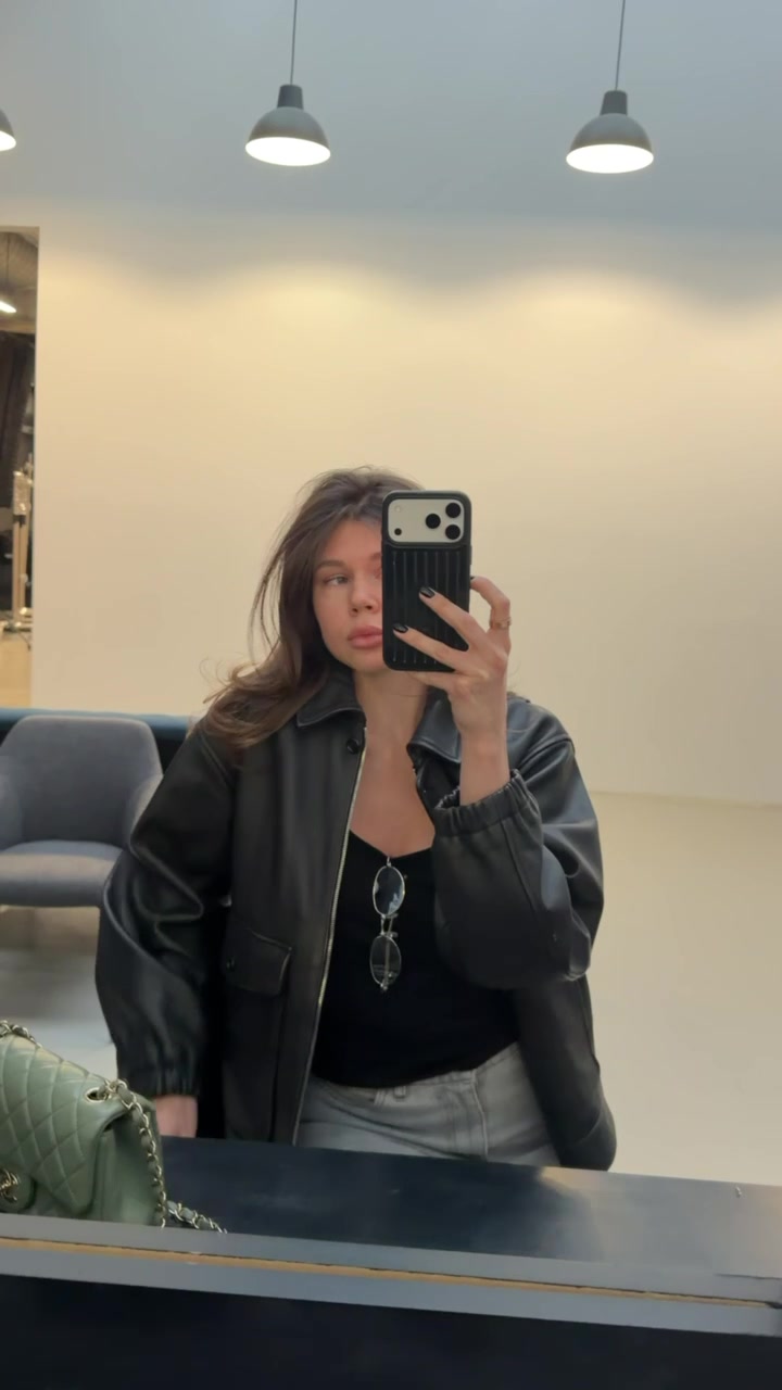 @Karolina