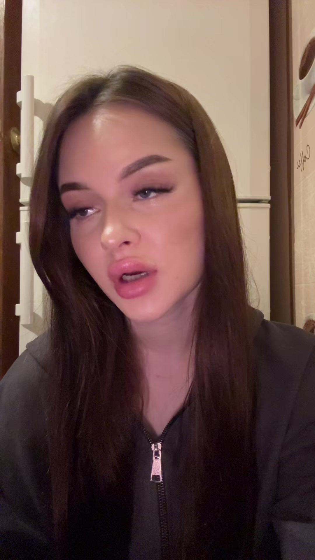 @AKELINA