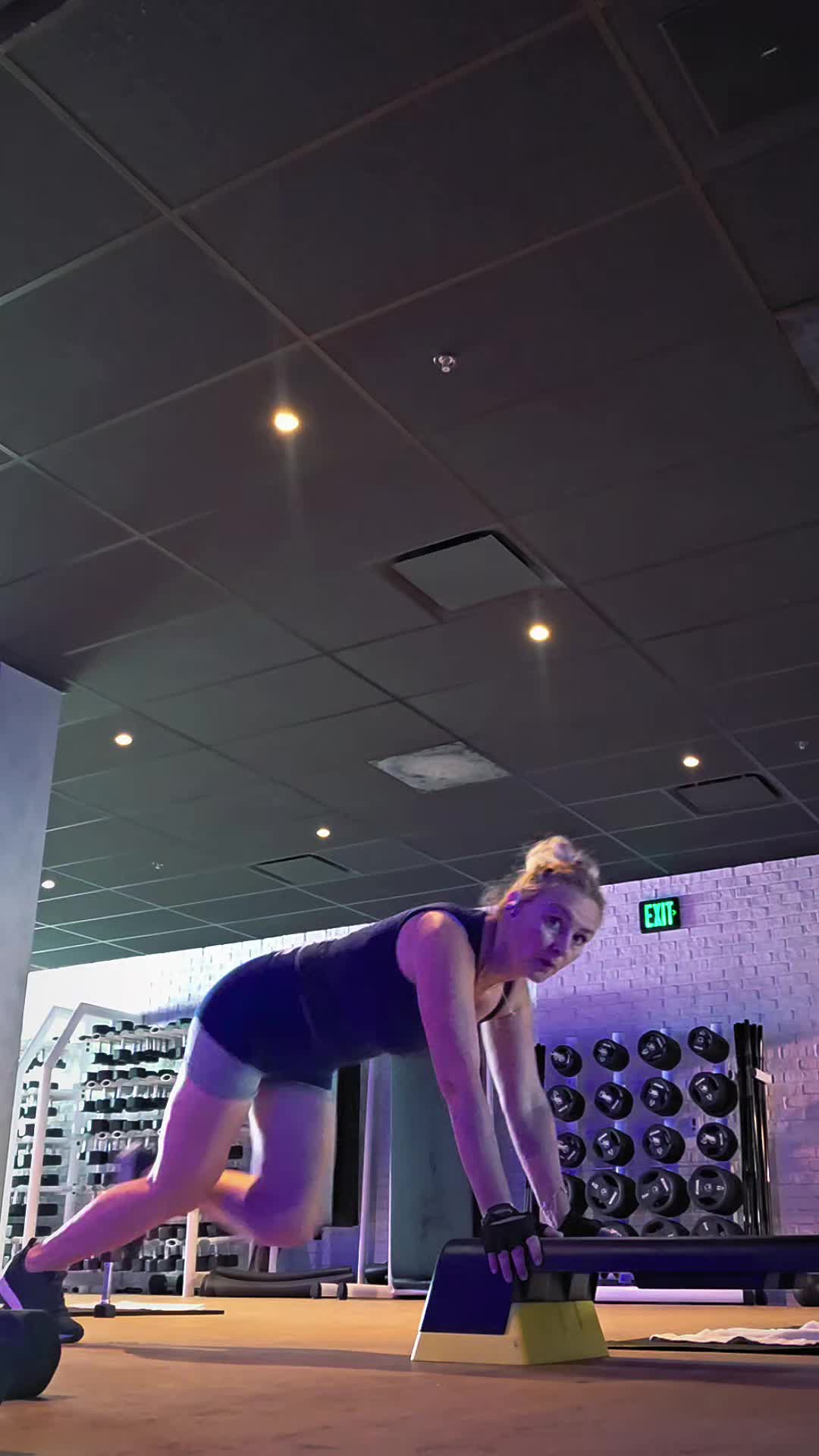 @avagoldenone
