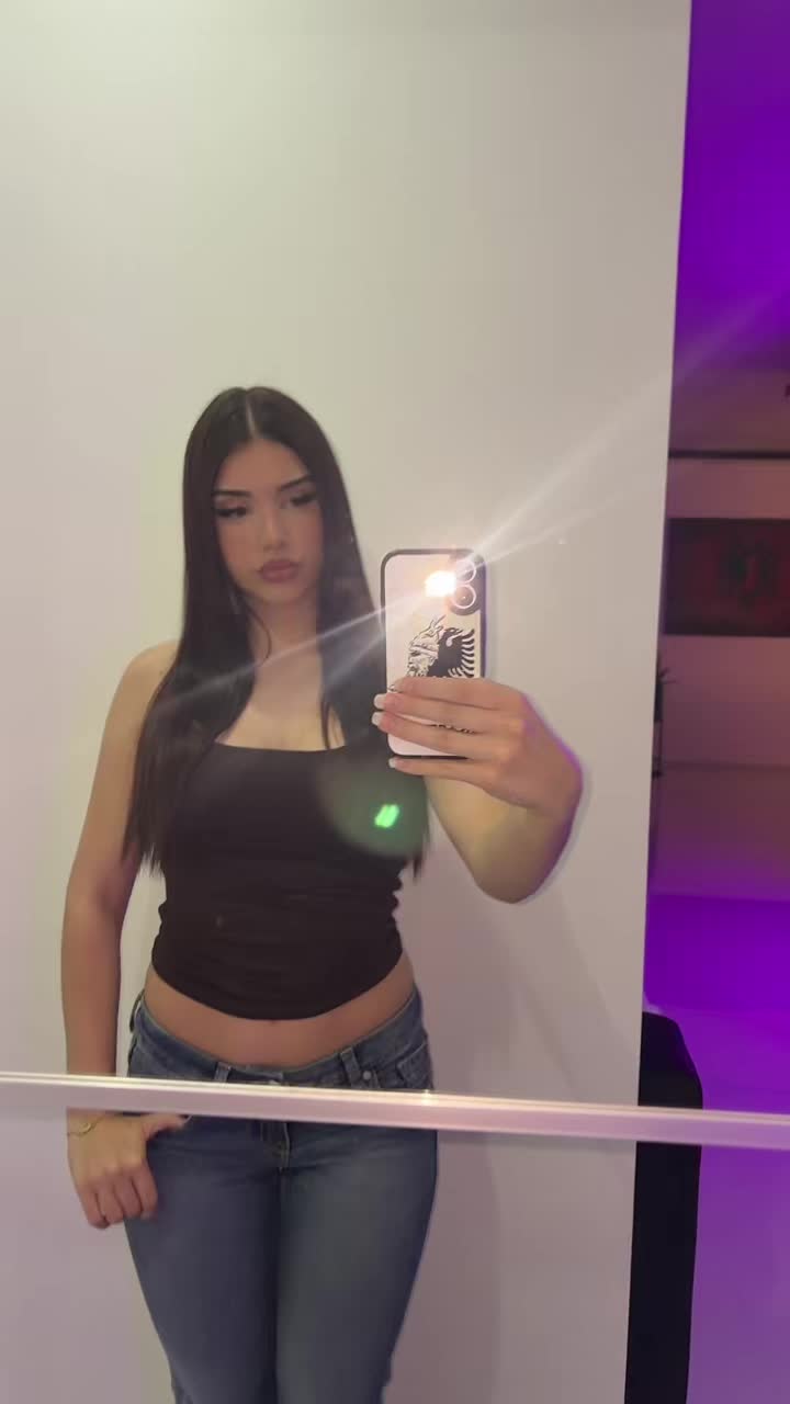 @🦅