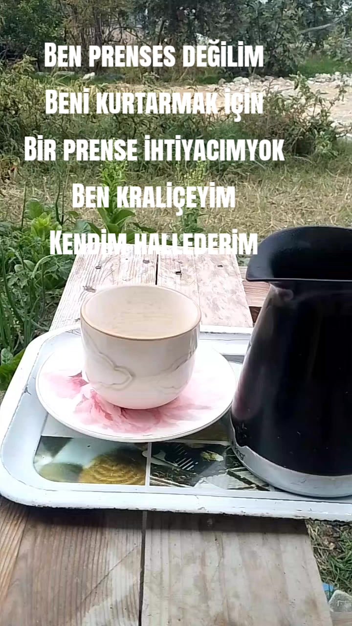 @Enis Deniz'inDerya'nın annesi❤