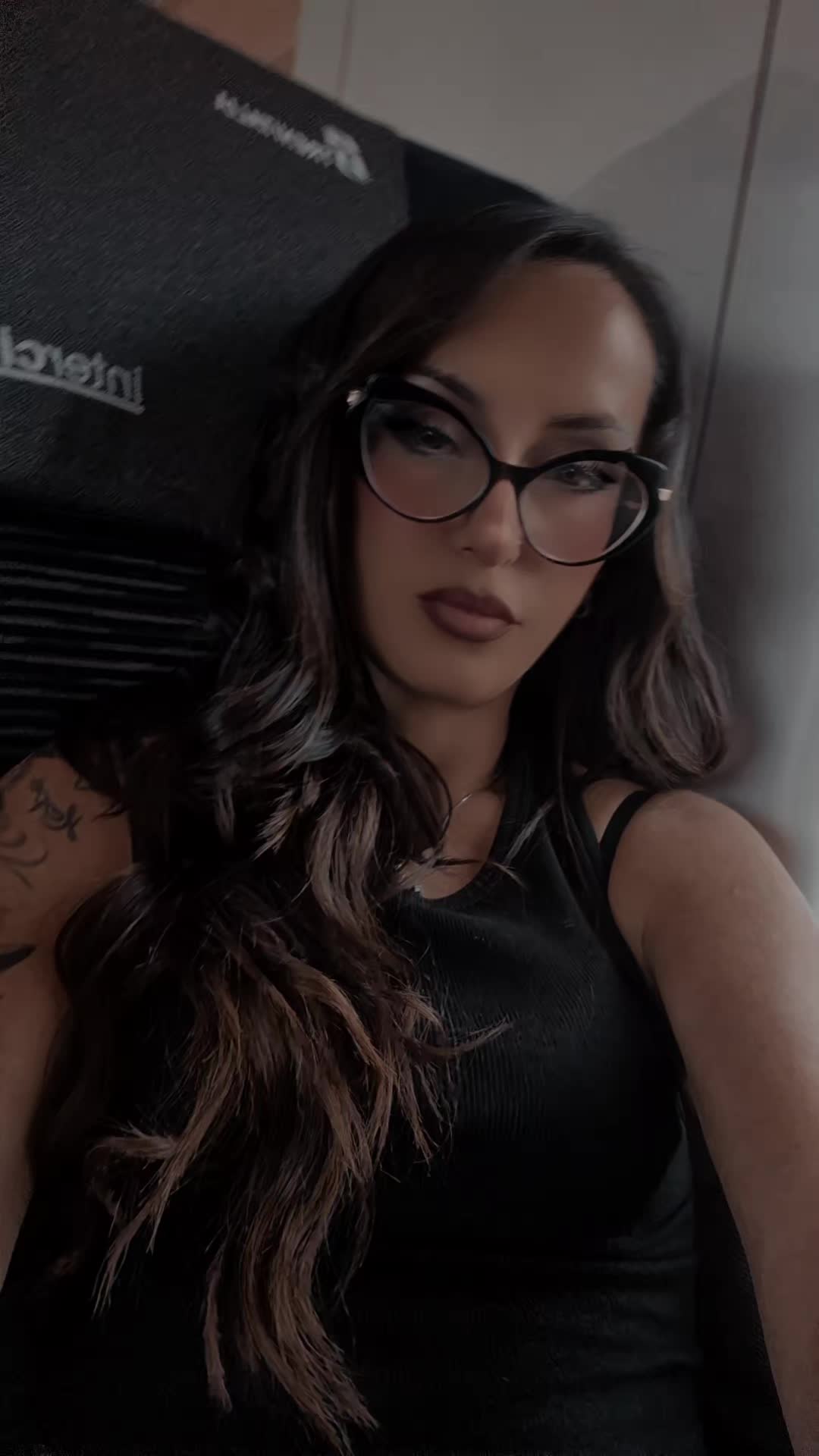 @tizianarebelgirl