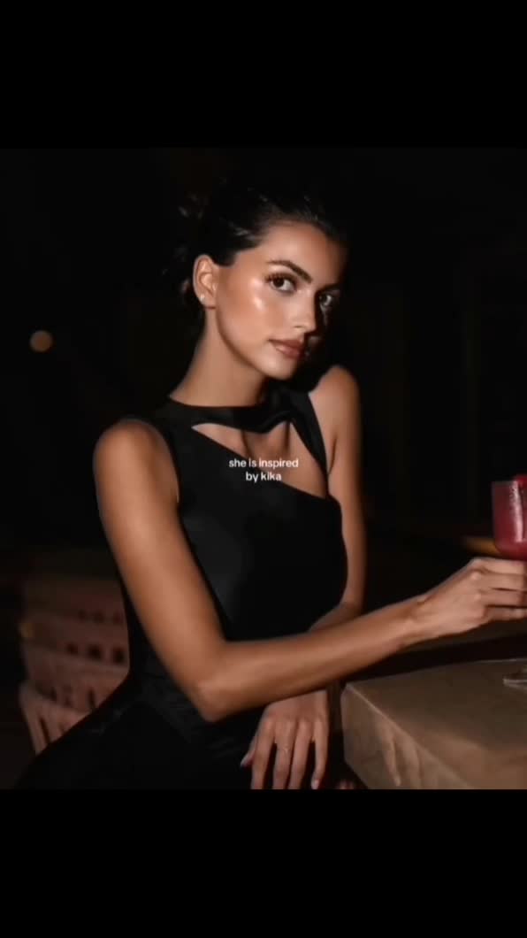 @🍸