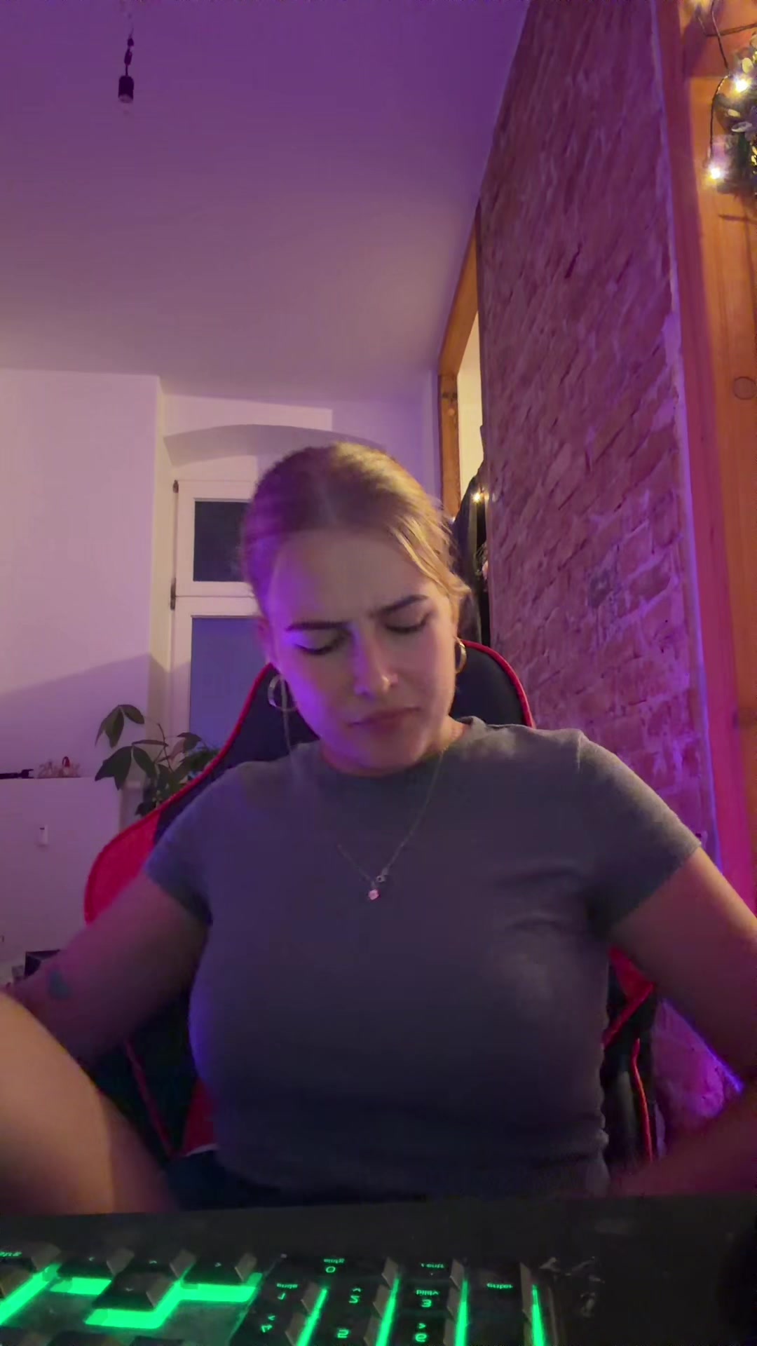 @Clara