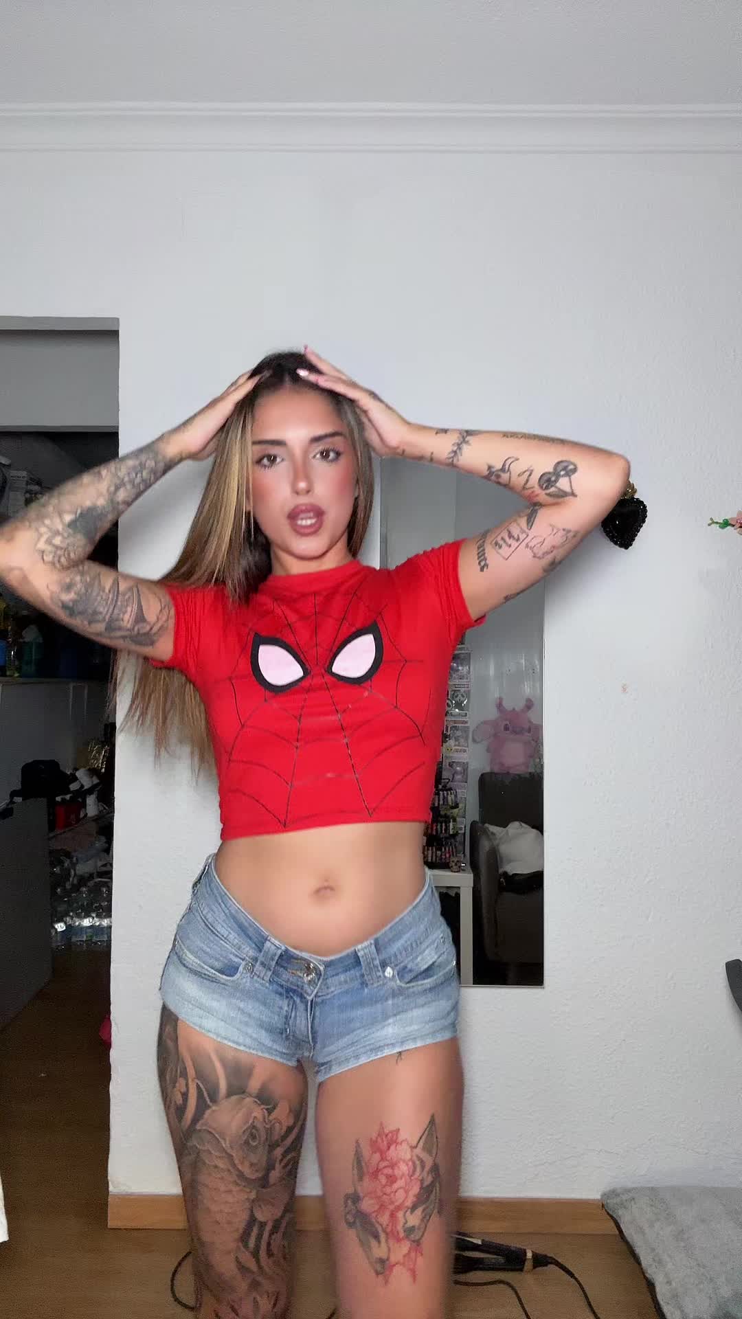 @laurassantoss._