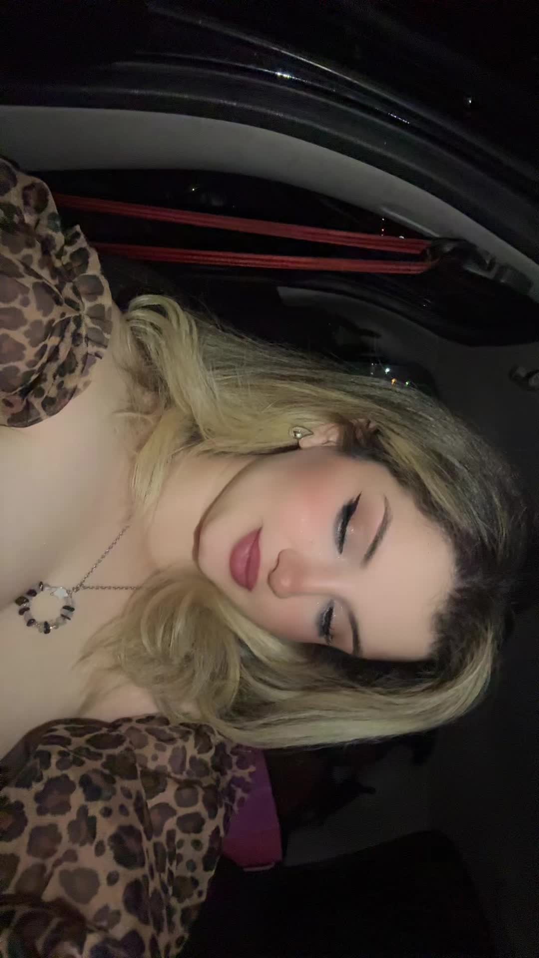 @Anahitaque