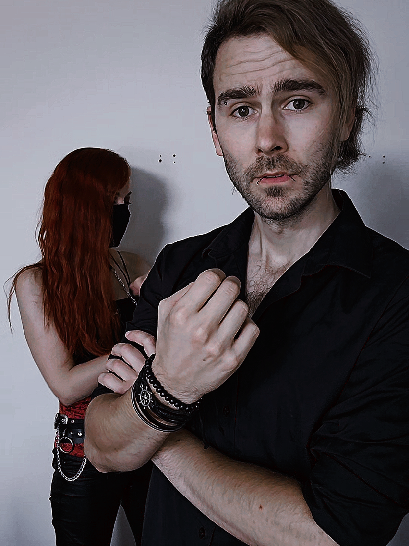 @_CorruptingAlice_