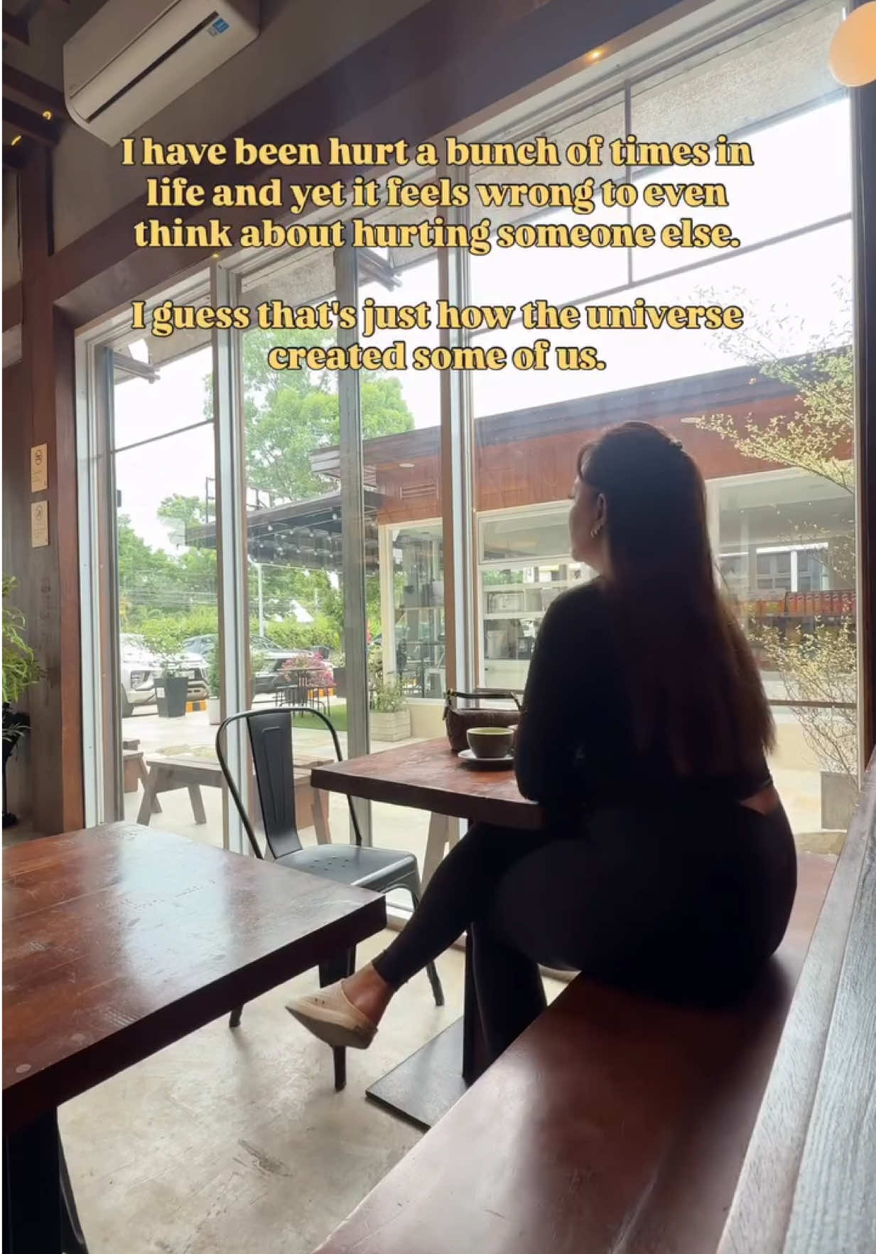 @thehustlinwife