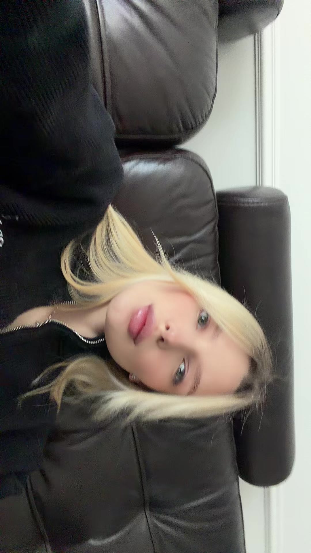 @Lina