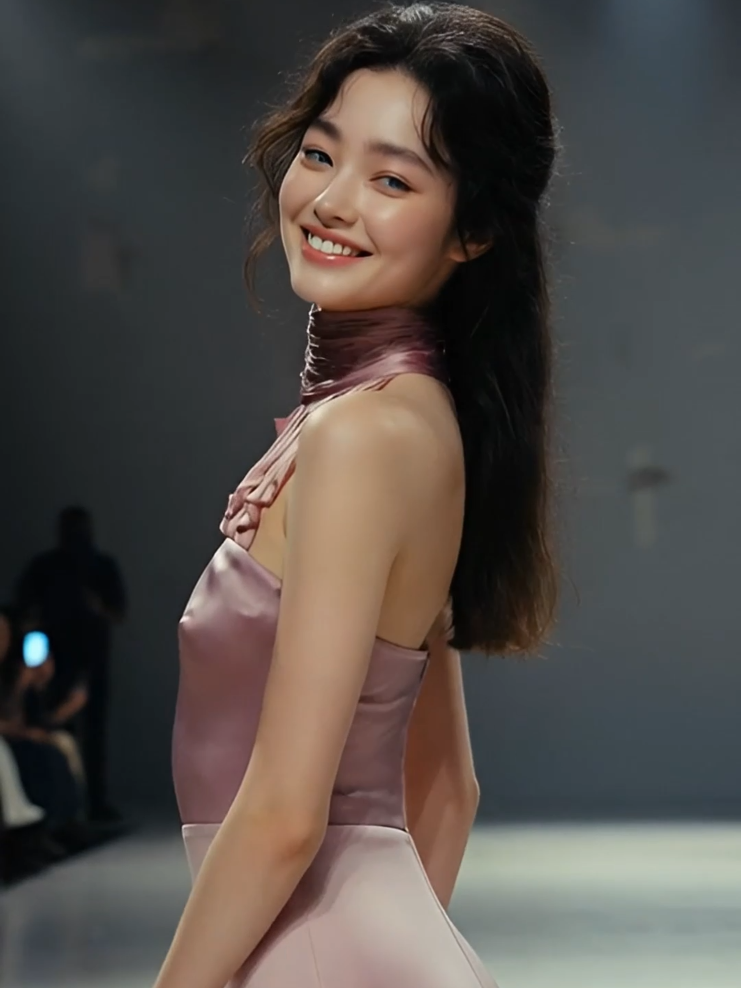 @Satin Silk Catwalk ✨