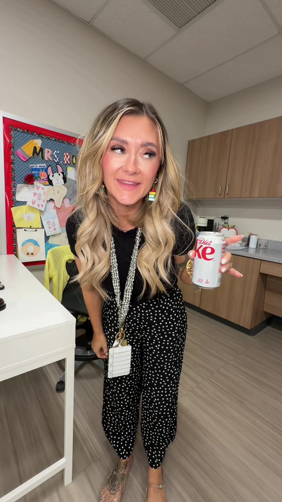 @Hales | boy mom | Teacher