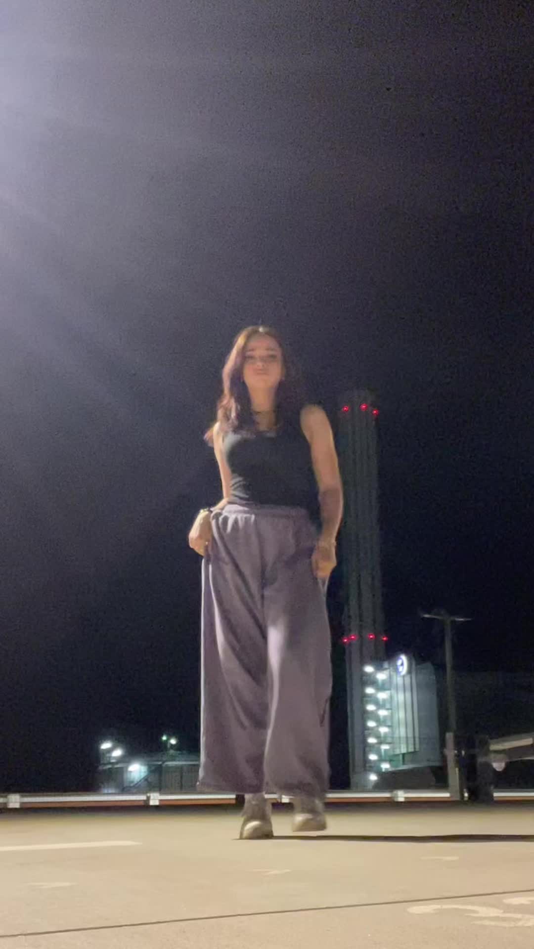@emilia 엠