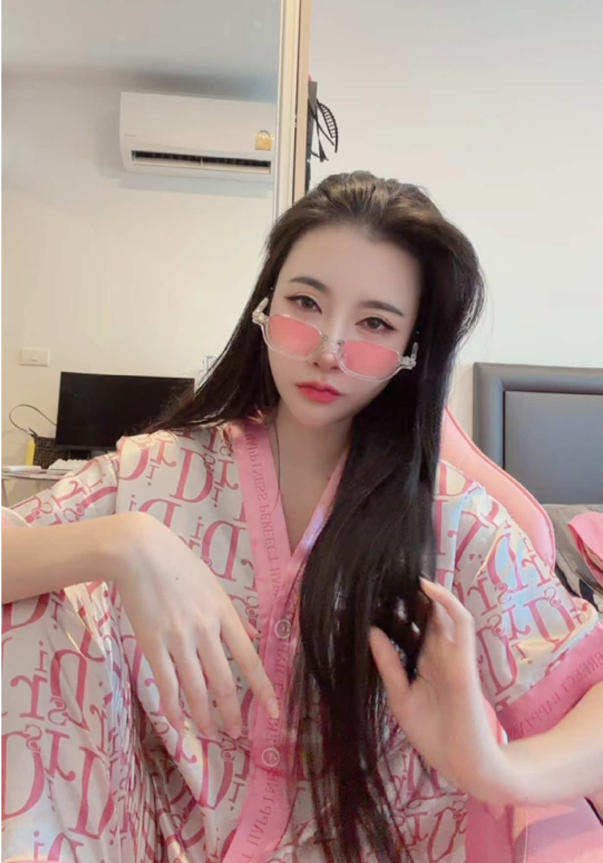 @TYR 🦋