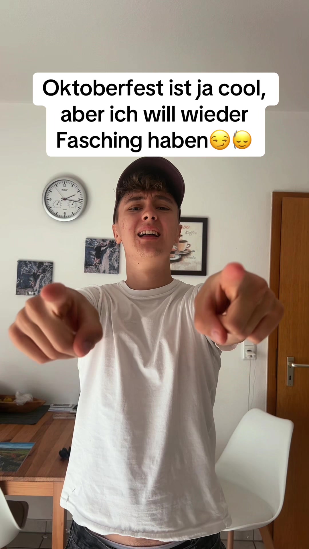 @Töm