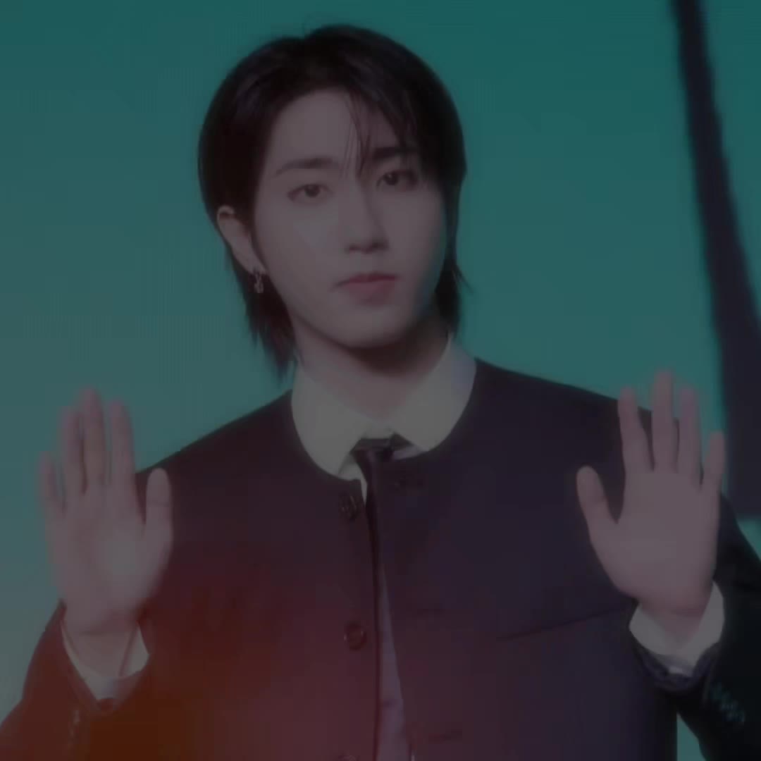 @LaNeKo⟭⟬ArMy-AtiNy-Stay🫰🏻❤💜